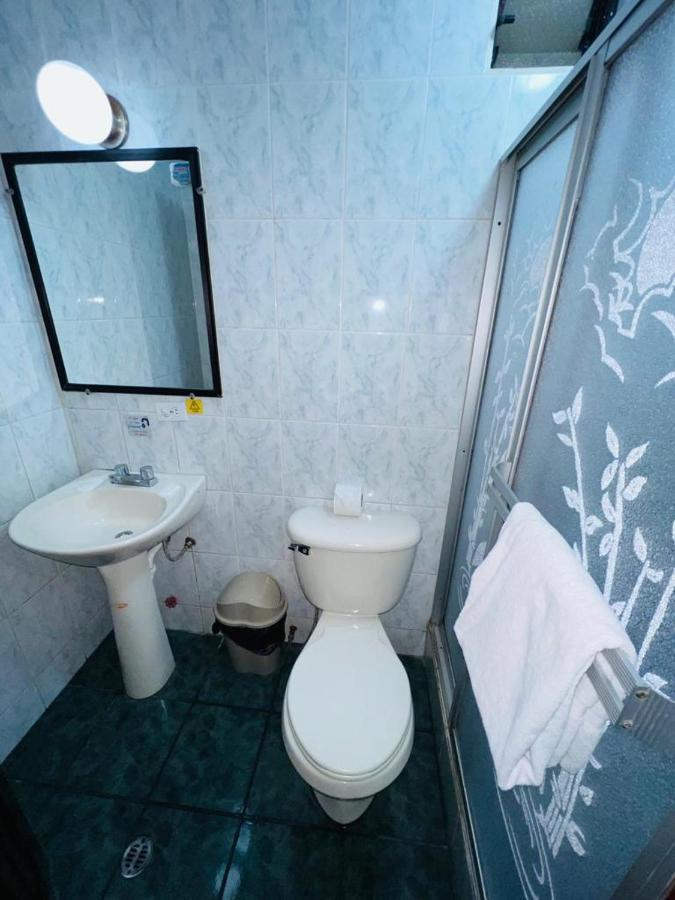 Hotel Estrellita Inn Alameda Quito Bagian luar foto