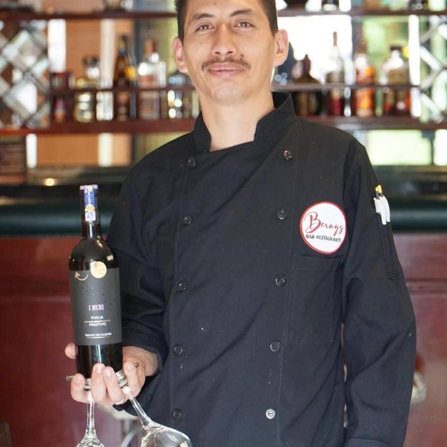 Hotel Estrellita Inn Alameda Quito Bagian luar foto